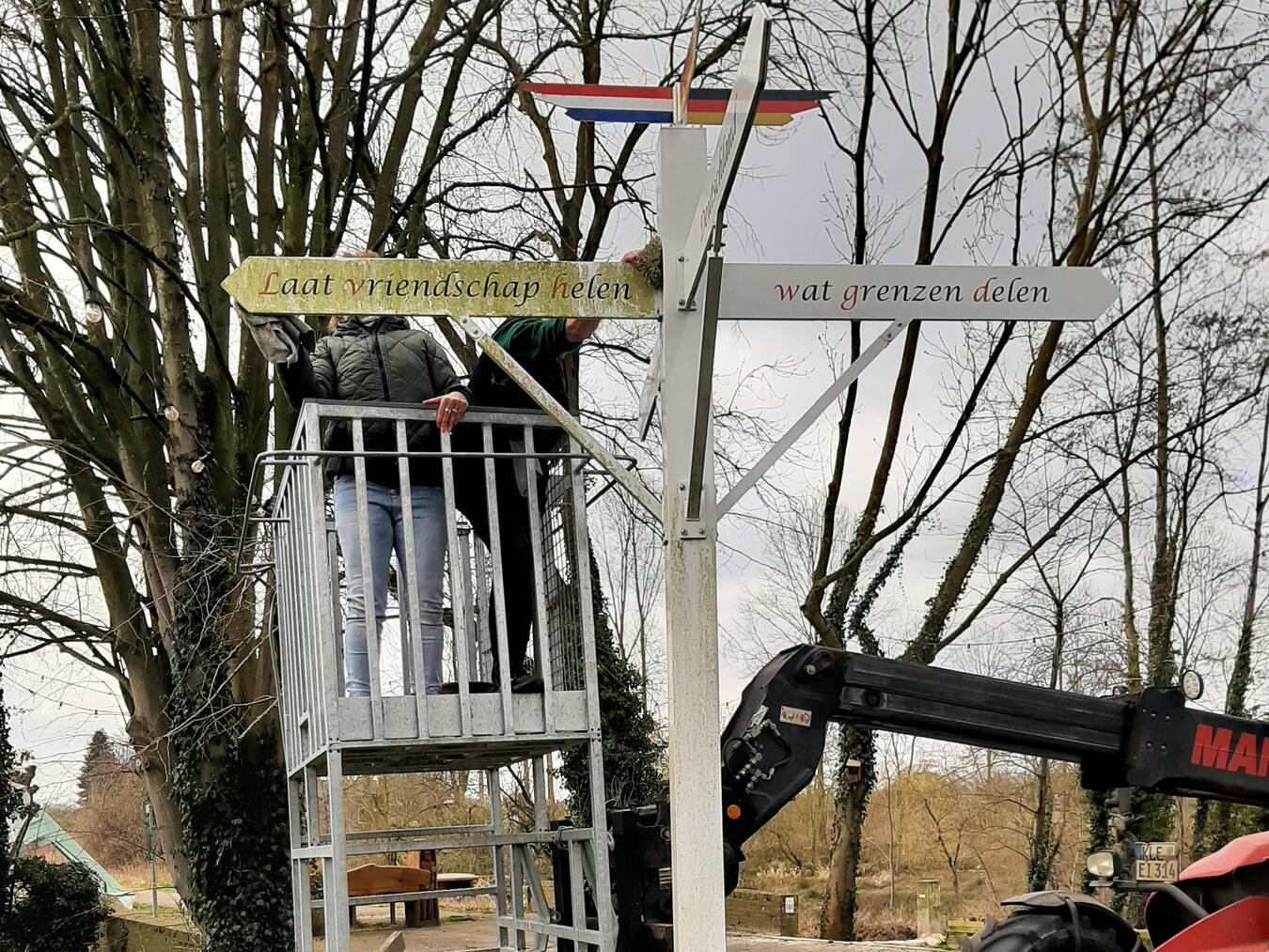 Hommersum ist wieder
sauber und geputzt Der Dorfverschönerungstag in Hommersum war wieder ein voller Erfolg. Foto: privat