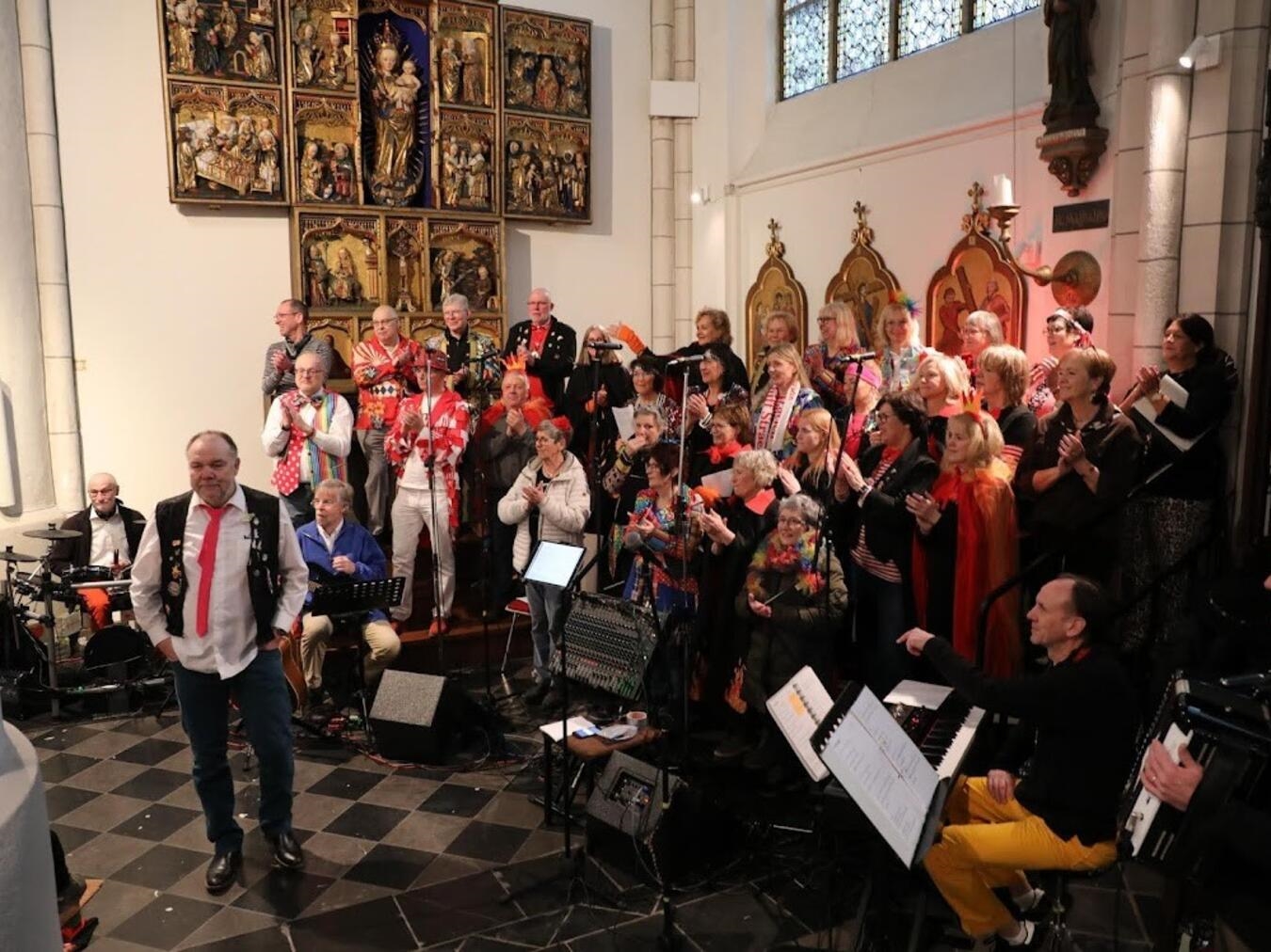„Der etwas andere Chor“ sorgte für die musikalische Untermalung. Fotos:Jo Dielen