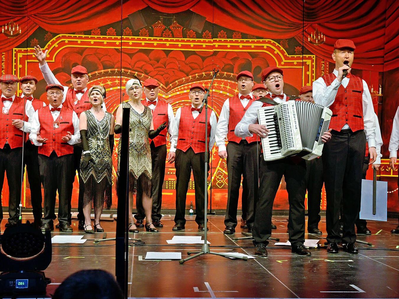 Der Funkerchor in seinem Element. NN-Foto: Rüdiger Dehnen