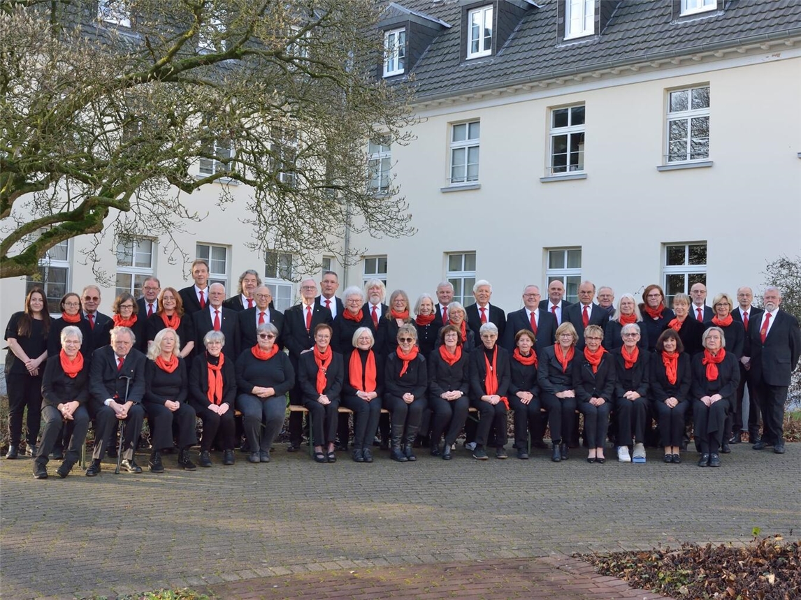 "Gesangverein Eintracht Materborn Gruppenfoto Chor privat"