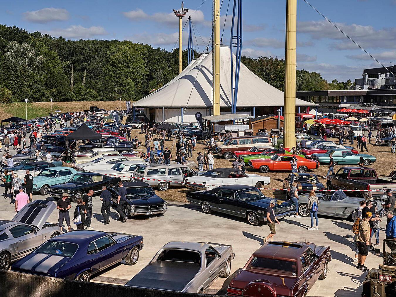 Der Grefrather Eis Sport & Event Park wird am 23. und 24. August wieder zur angesagtesten Location für Fans amerikanischer Autos und Motorräder.Fotos: Volker Rost