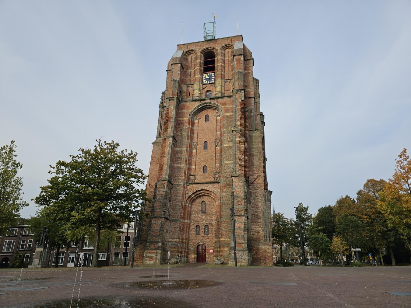 Der Kirchturm Oldehove gehört zu den Evergreens unter Leuwaardens Wahrzeichen.