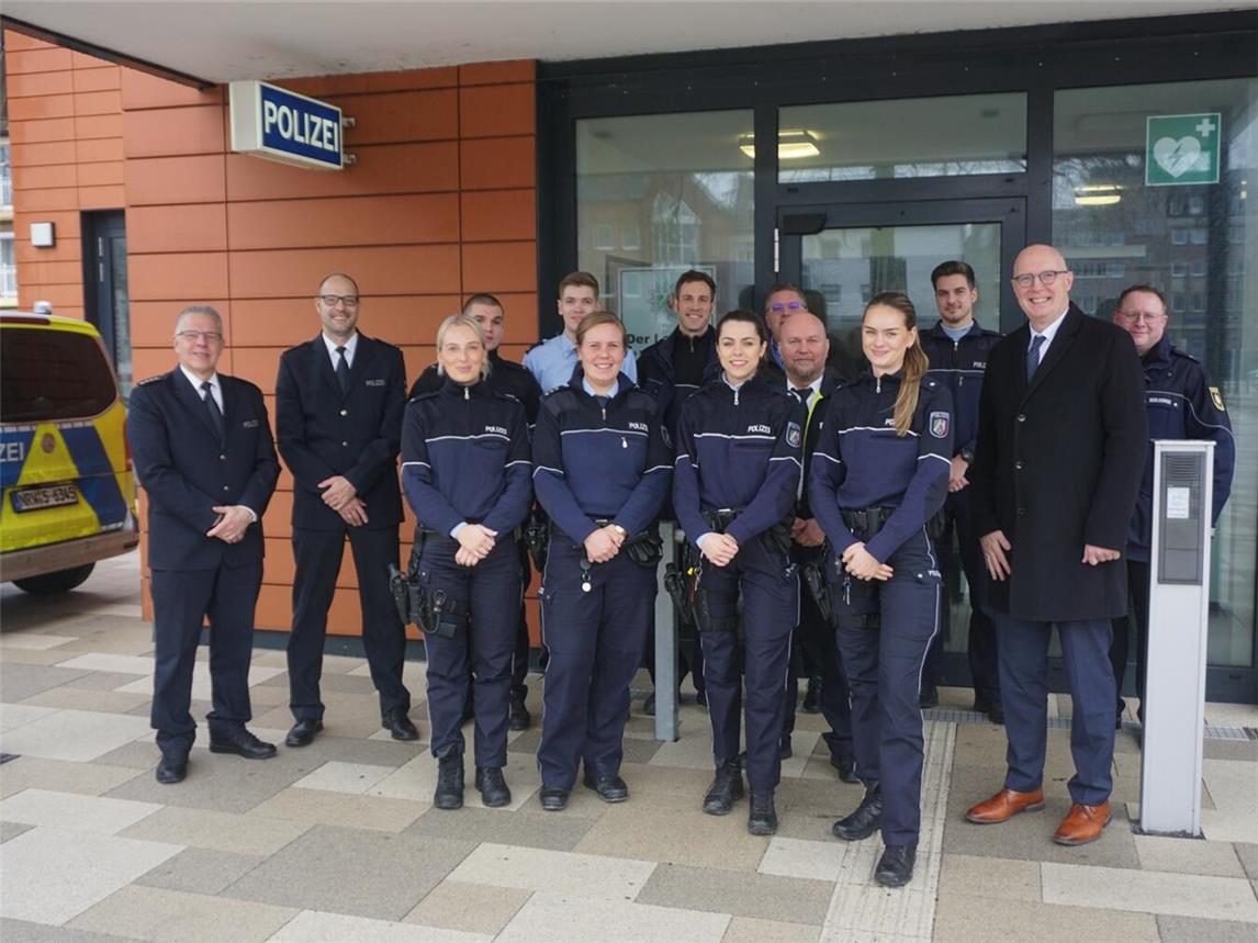 Der Landrat besuchte die Polizeiwache in Kevelaer. Foto: Kreis Kleve