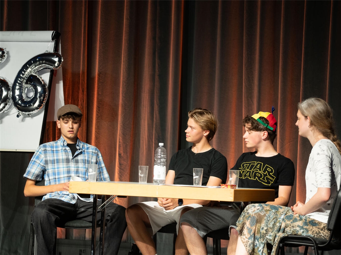 Der Literaturkurs des KvGG hat sich dem Thema Erwachsenwerden mit einer besonderen Theateraufführung angenommen. NN-Foto: Gerhard Seybert