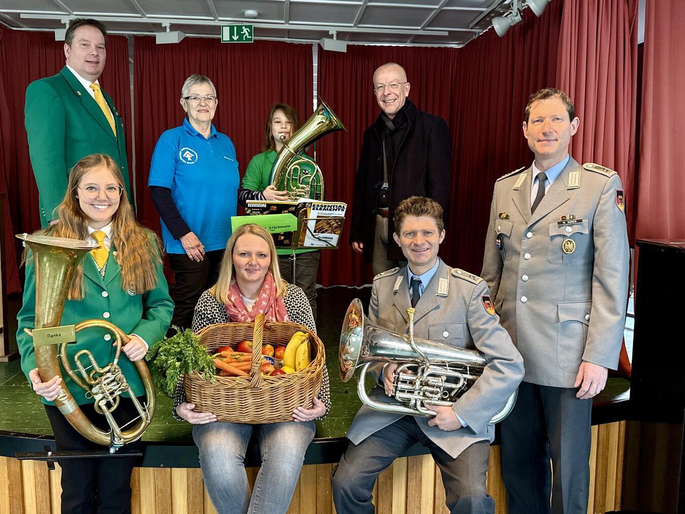 Der Musikverein Menzelen freut sich gemeinsam mit dem Heeresmusikkorps Koblenz, dem Kinderschutzbund Alpen, der katholischen Kiche und der Grundschule in Alpen auf ein tolles Benefizkonzert. NN-Foto: SP