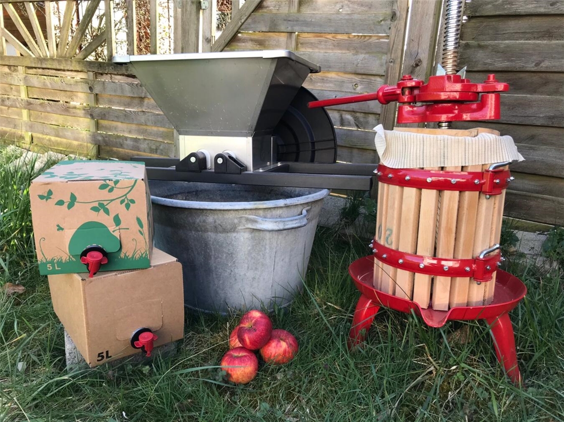 Der Nabu lädt zur Saftpressaktion in Kapellen ein.Foto: Nabu