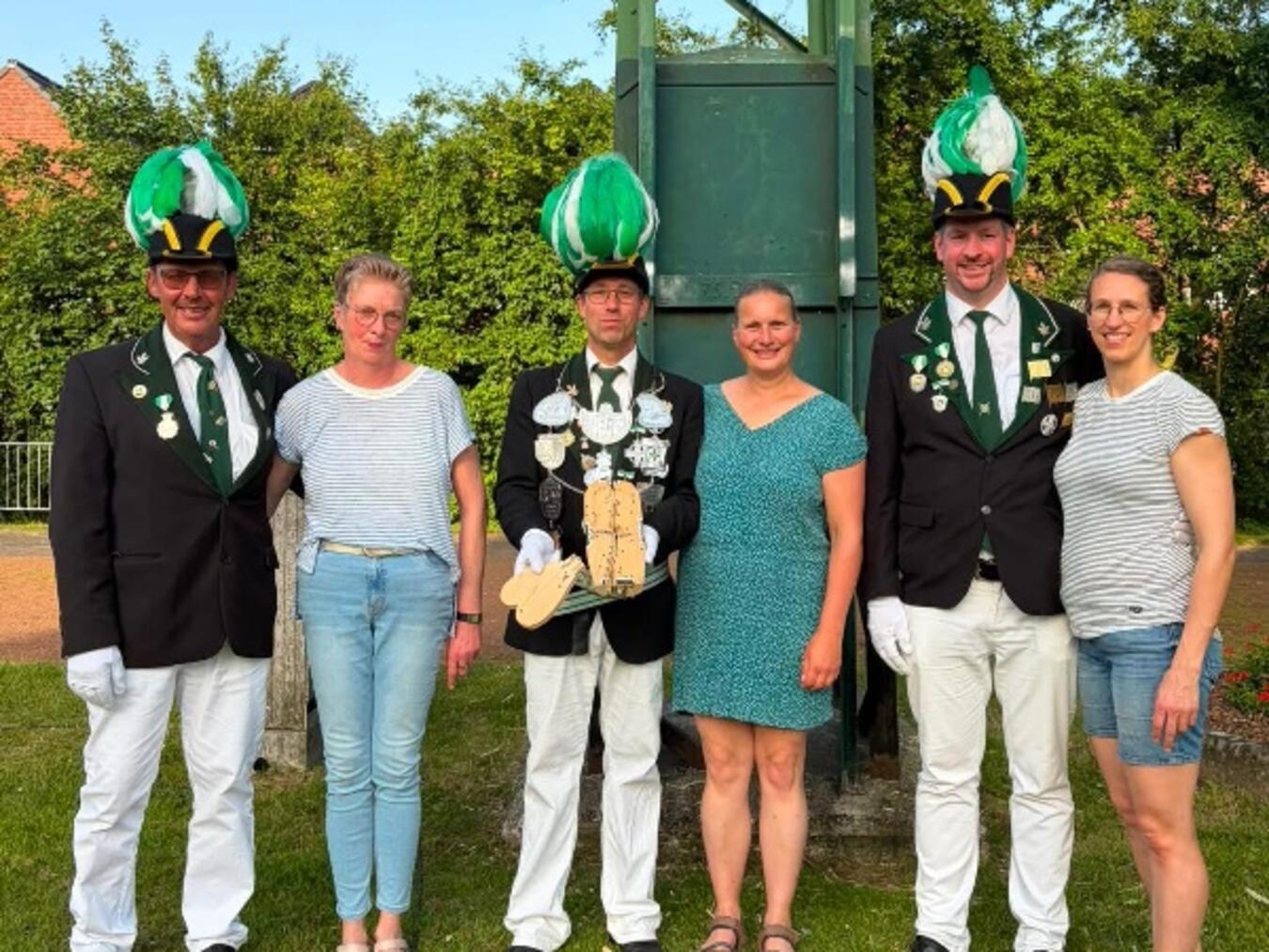 Der neue König der St.-Sebastianus-Schützenbruderschaft steht fest: Johannes Borkes holte den Vogel mit dem 152. Schuss. Foto: privat