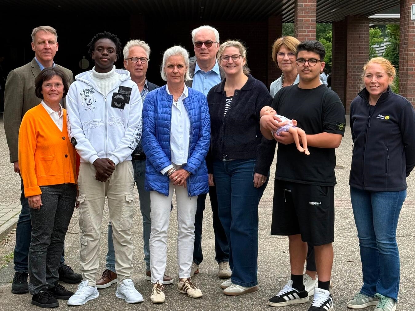 "Rotary-Club Kevelaer informiert über FASD, Gruppenfoto bei Aufklärungsevent"