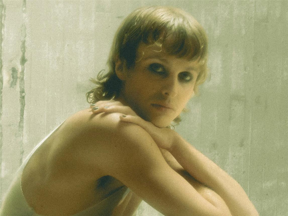 Der schwedische Singer-Songwriter Isak Danielson kommt nach Köln. Foto: Hedvig Moberg