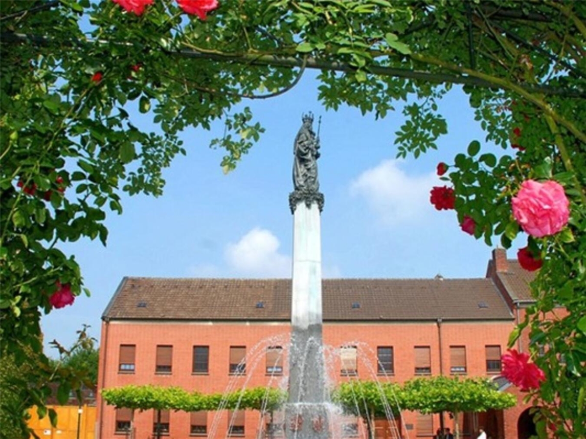 Der Startpunkt der Pfarrwallfahrt ist der Klaraplatz. Foto: privat