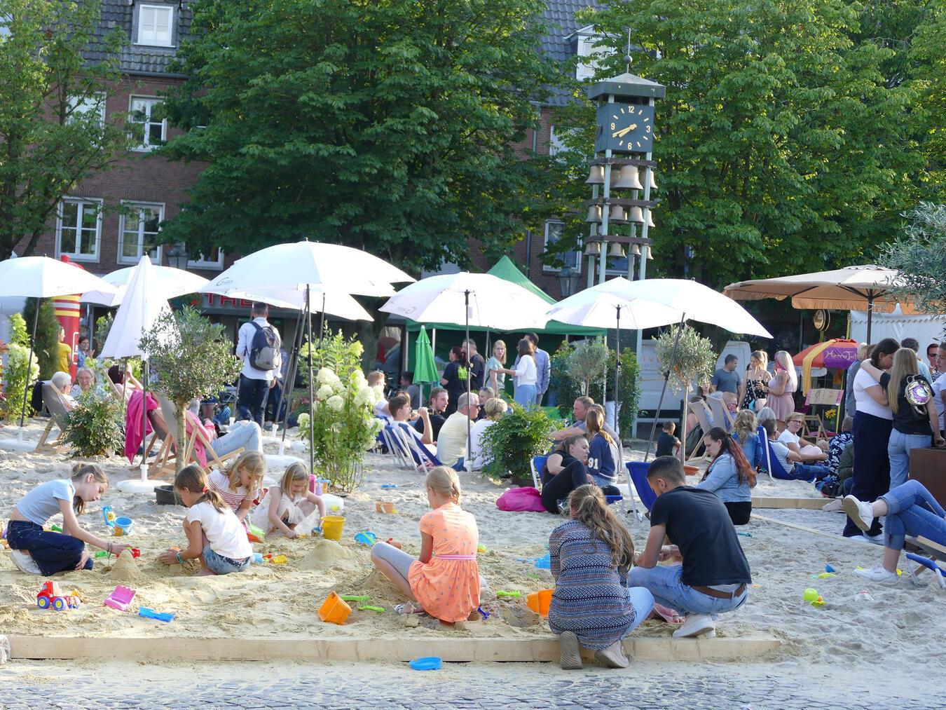 Der „Strand“ ist immer ein großer Anziehungspunkt. Foto: document 1