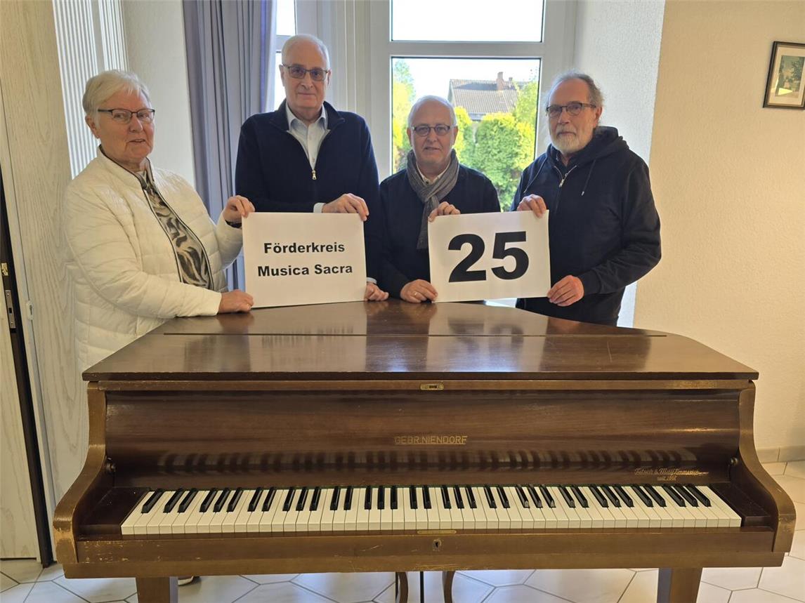 Der Vorstand des Förderkreises lädt zum Jubiläum (v.l.): Uschi Killewald, Hans-Wilhelm Paeßens, Dieter Paeßens, Klaus Schwering. Foto: privat