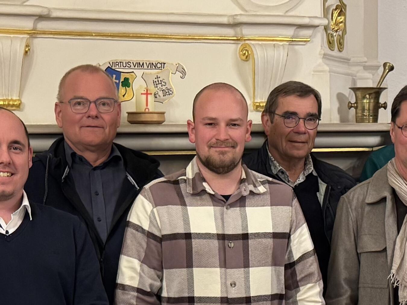 Der Vorstand des Orgelbauvereins Kevelaer (es fehlt Jan Ehren), v.l.: Martin Leenders, Annegret Beckedahl, Pastor Stefan Dördelmann, Michael Höfels, Christoph Boscheinen, Paul Lammers, Franz-Josef Vos, Elmar Lehnen, Marco Ellmer, Georg Maes, Prof. Wolfgang Seifen. Foto: Mülders