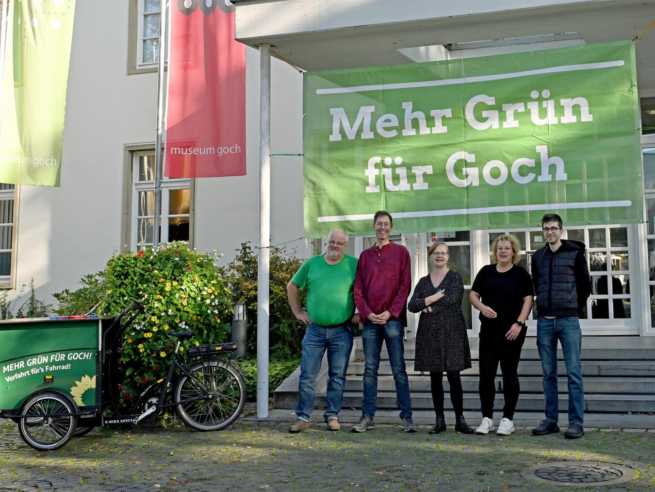 Die Geschichte der Grünen in Goch nahm 1984 ihren Anfang Der Vorstand von Bündnis 90/Die Grünen, Ortsverband Goch (v. l.): Klaus Kolling-Peters, Udo Harnisch, Sabine Beckmann, Antje Engler-Janßen und David Krystof. Foto: privat