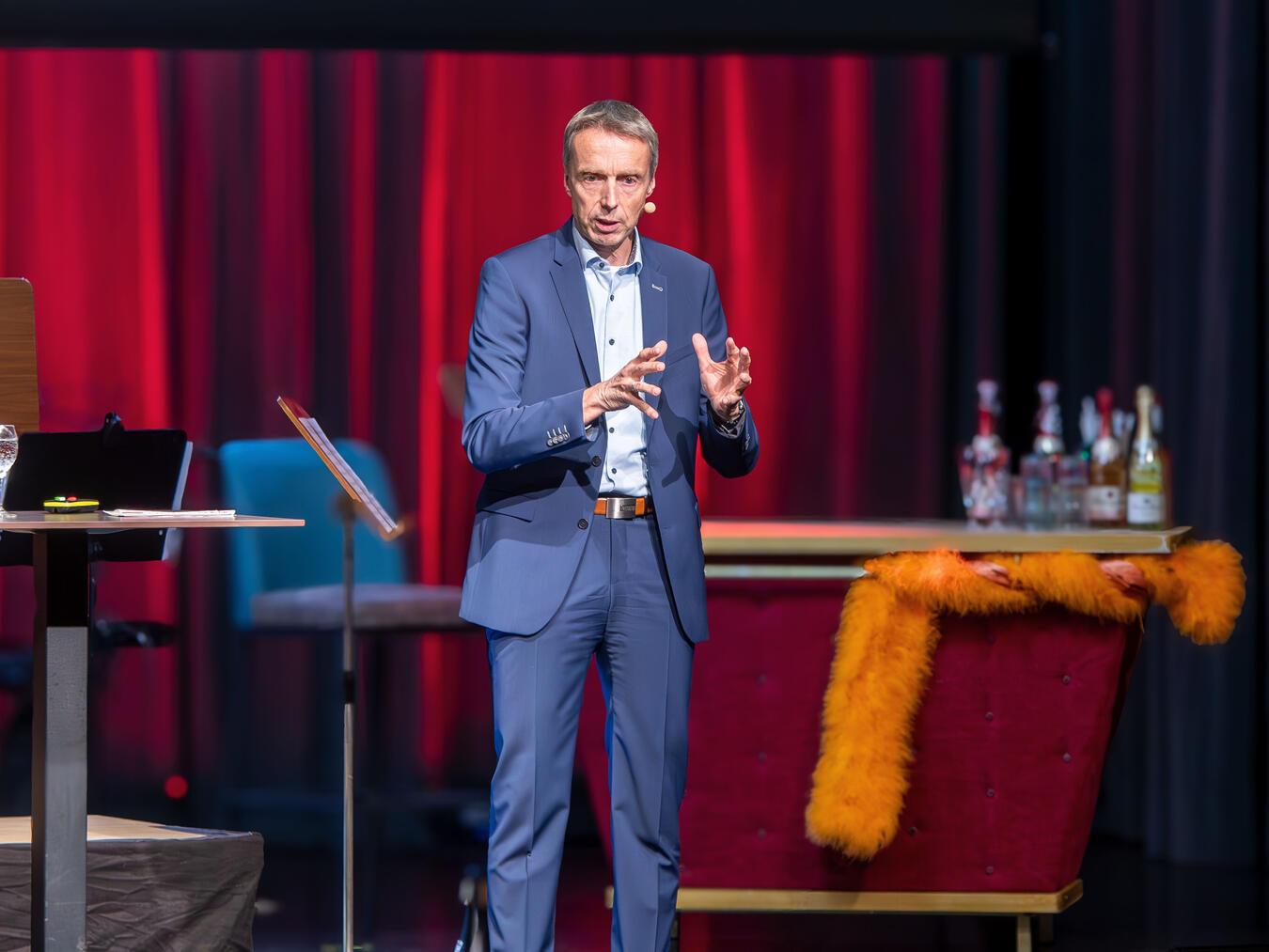 Der Vorstandsvorsitzende Wilfried Röth begrüßte die Besucher.