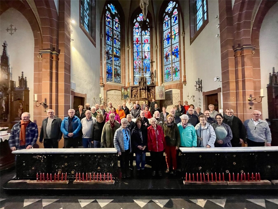 Der Weberstadt Chor Goch und der Kirchenchor Wemb geben am 14. Dezember ein gemeinsames Konzert in der Heilig Kreuz Kirche Wemb. Foto: privat