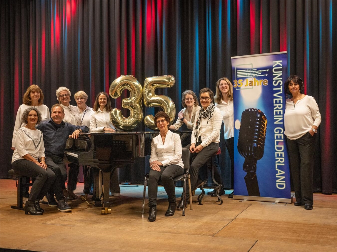 Die Aktiven des Kunstverein Gelderland möchten sich mit der Gala bei ihrem Publikum bedanken für 35 Jahre Treue und Verbundenheit sowie für 35 Jahre mit vielen kulturellen Highlights.Foto: Anja Kröber