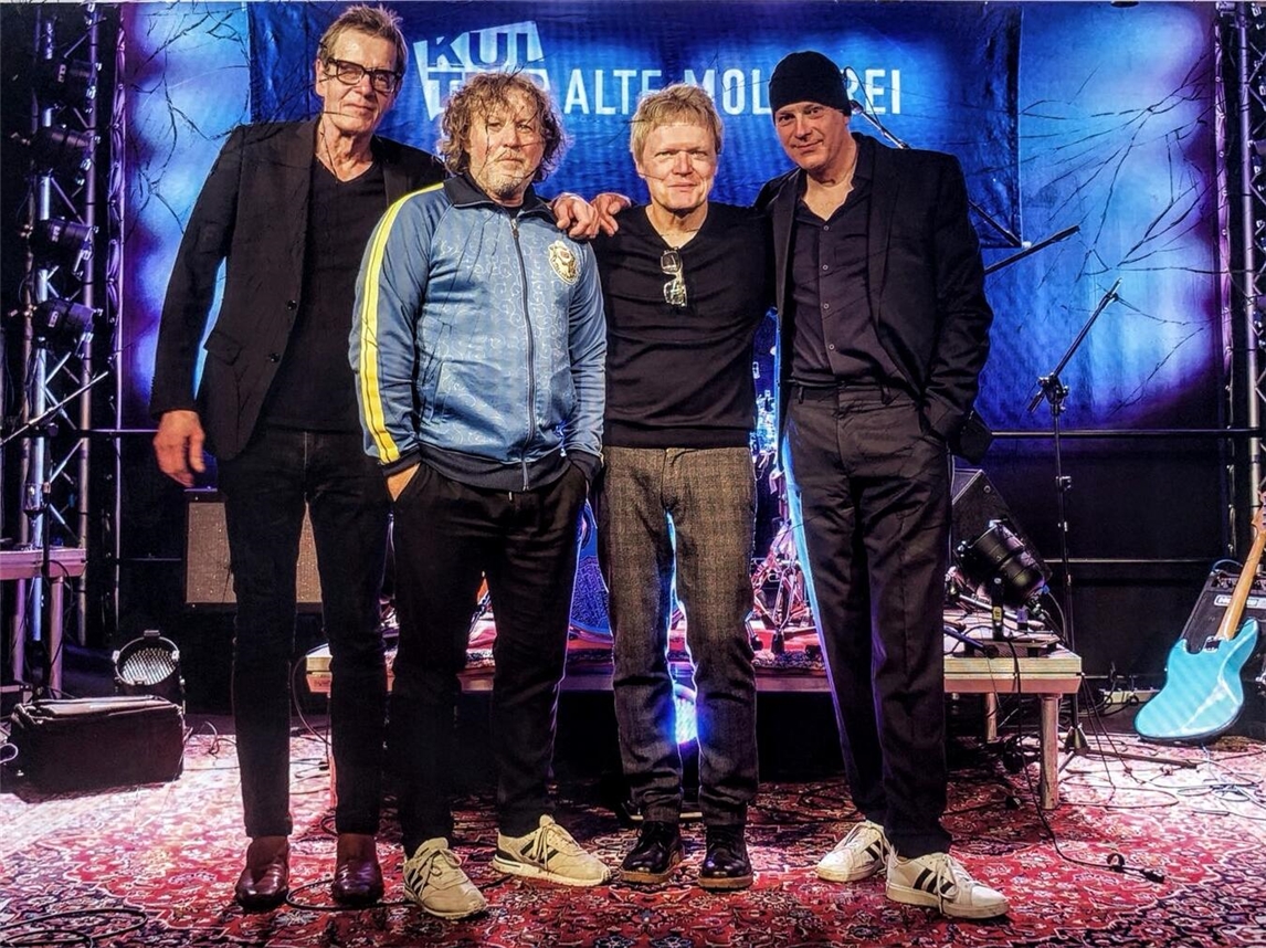 Die Alternative Pop- und Rock-Band „Dear Wolf“ aus Krefeld ist seit Jahrzehnten eine feste Größe der deutschen Musikszene. Foto: Band