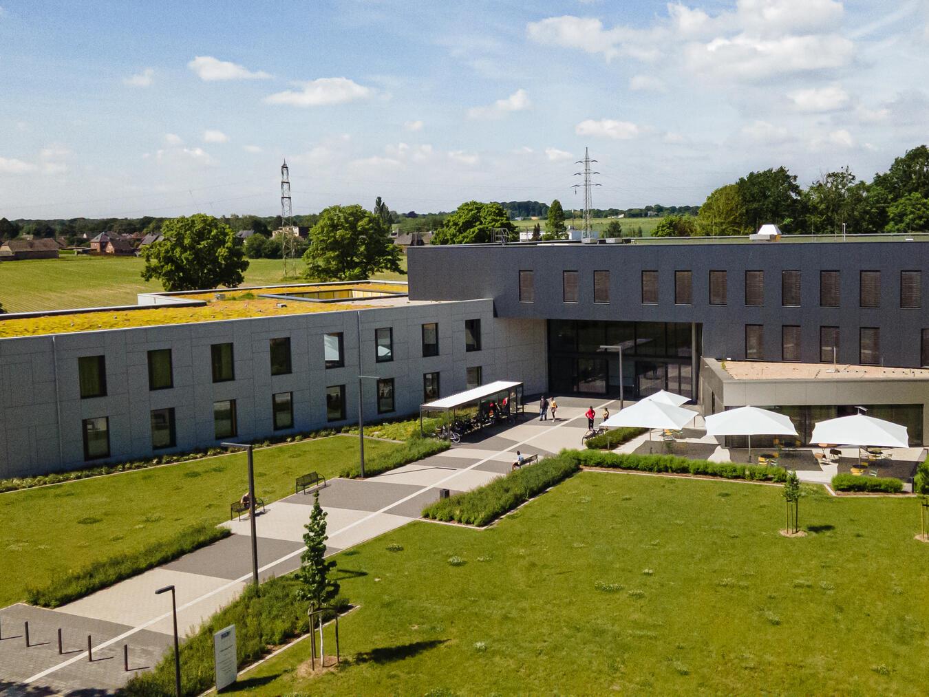 Die Angebote und Hilfen, die im Gesprächskreis vorgestellt werden, sind Bestandteile des therapeutischen Angebots der Tagesklinik. Foto: LVR-Klinik Bedburg-Hau