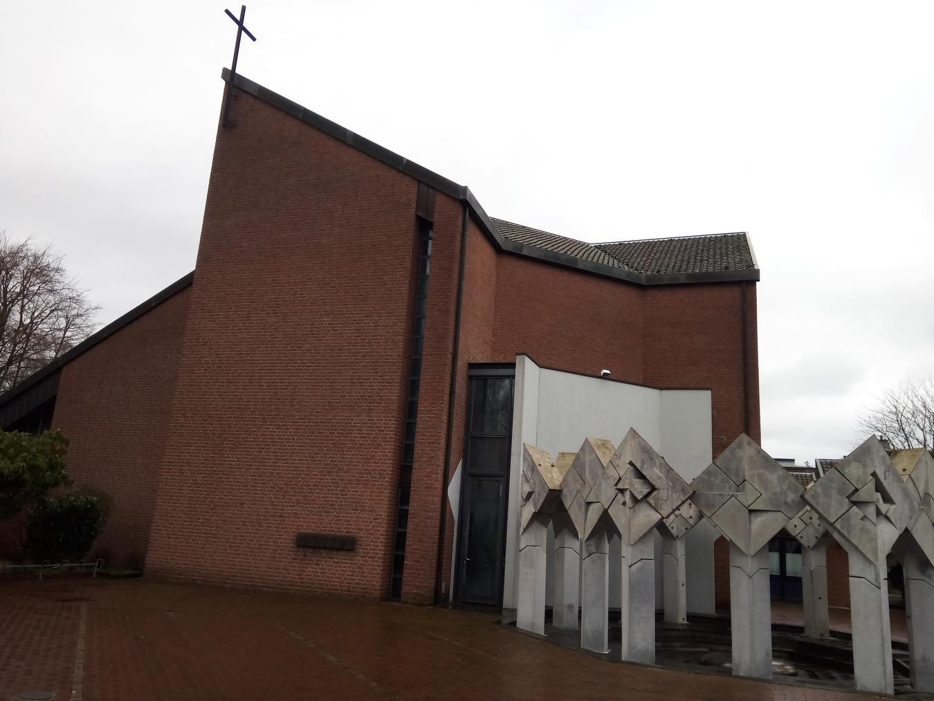 Die Arnold-Janssen Kirche wurde am 31. Oktober 1982 feierlich geweiht. Foto: privat
