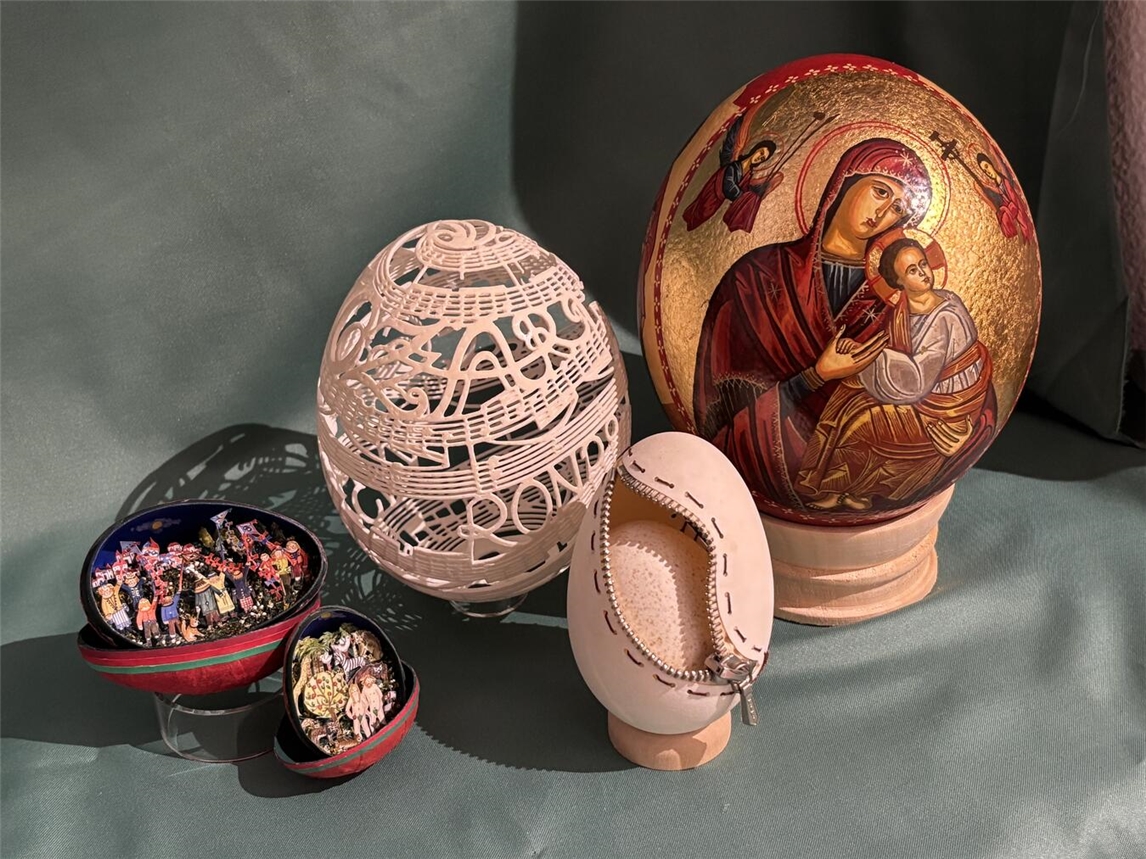 Die Ausstellung „Kunst am Ei“ wird bis zum 26. April im His-Törchen in Issum gezeigt.Foto: Gemeinde Issum