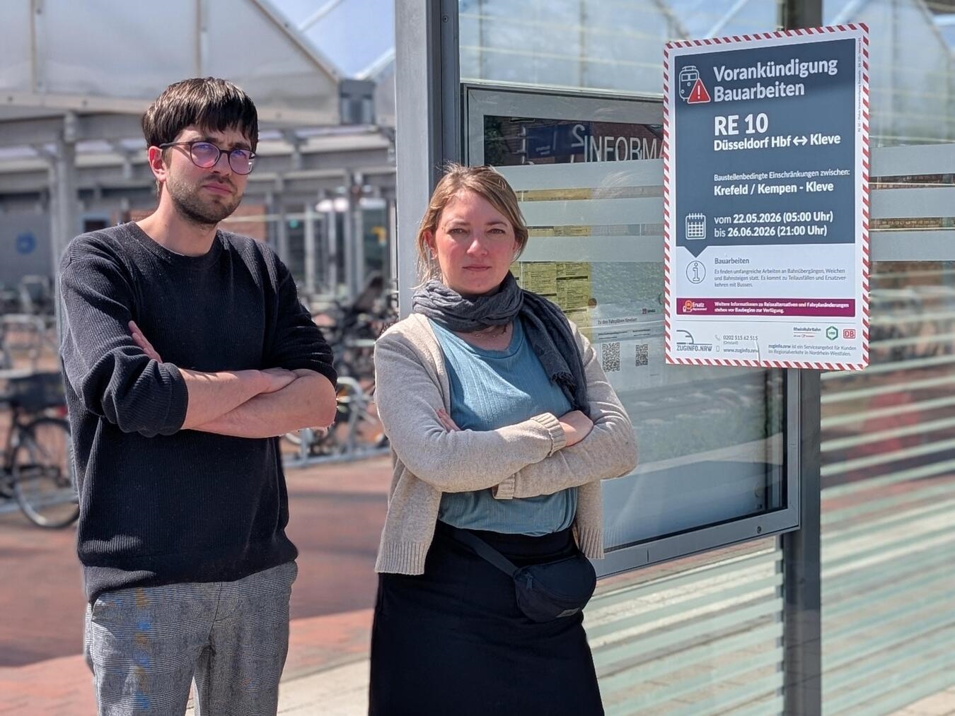 "Judith Erichlandwehr und David Krystof kritisieren RRB-Informationspolitik, Foto: privat"