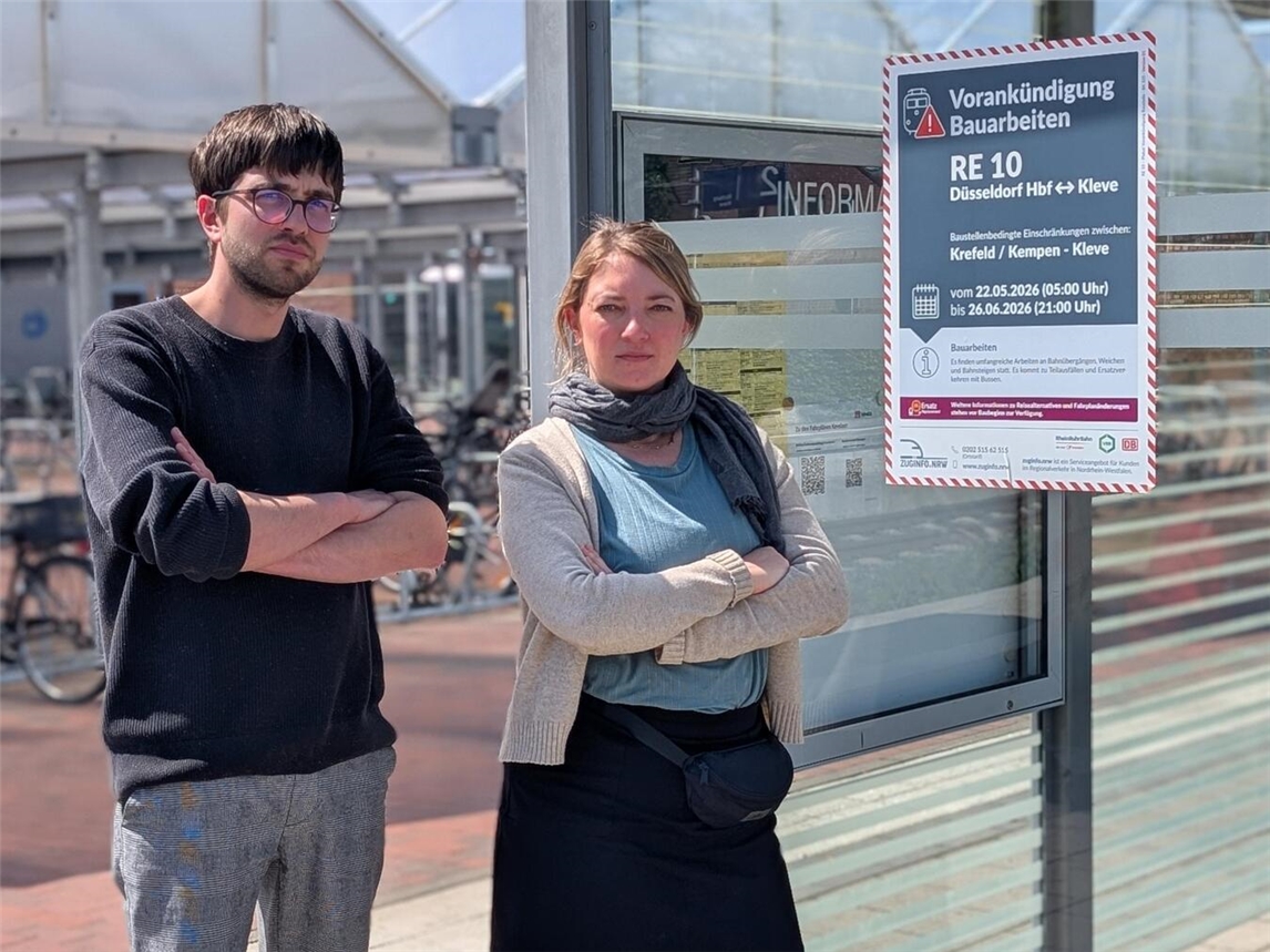 "Judith Erichlandwehr und David Krystof, Fraktionsvorsitzende, lächelnd im Porträt."
