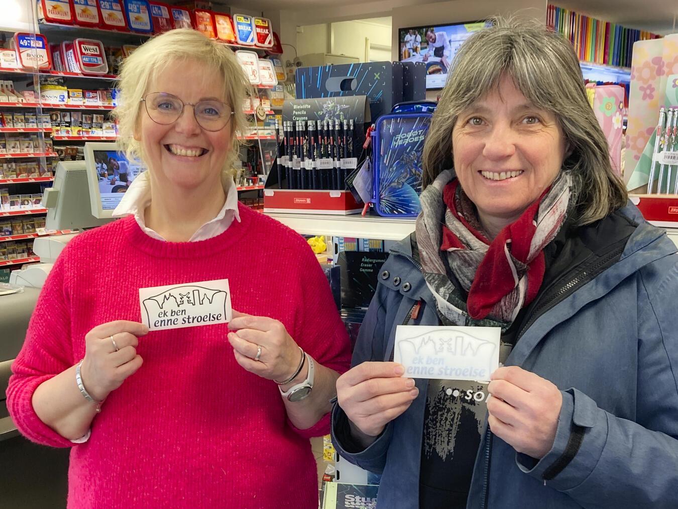 Die beliebten Autoaufkleber sind ab sofort wieder in Straelen erhältlich.Foto: AusStraelen