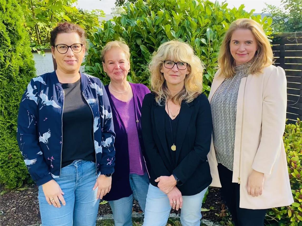 Die Beraterinnen (v.l.): Christina Pellen (SkF), Frauke Bonn (Diakonisches Werk), Nicole Saat (Awo), Daniela Behnke (donumvitae). Foto: SkF