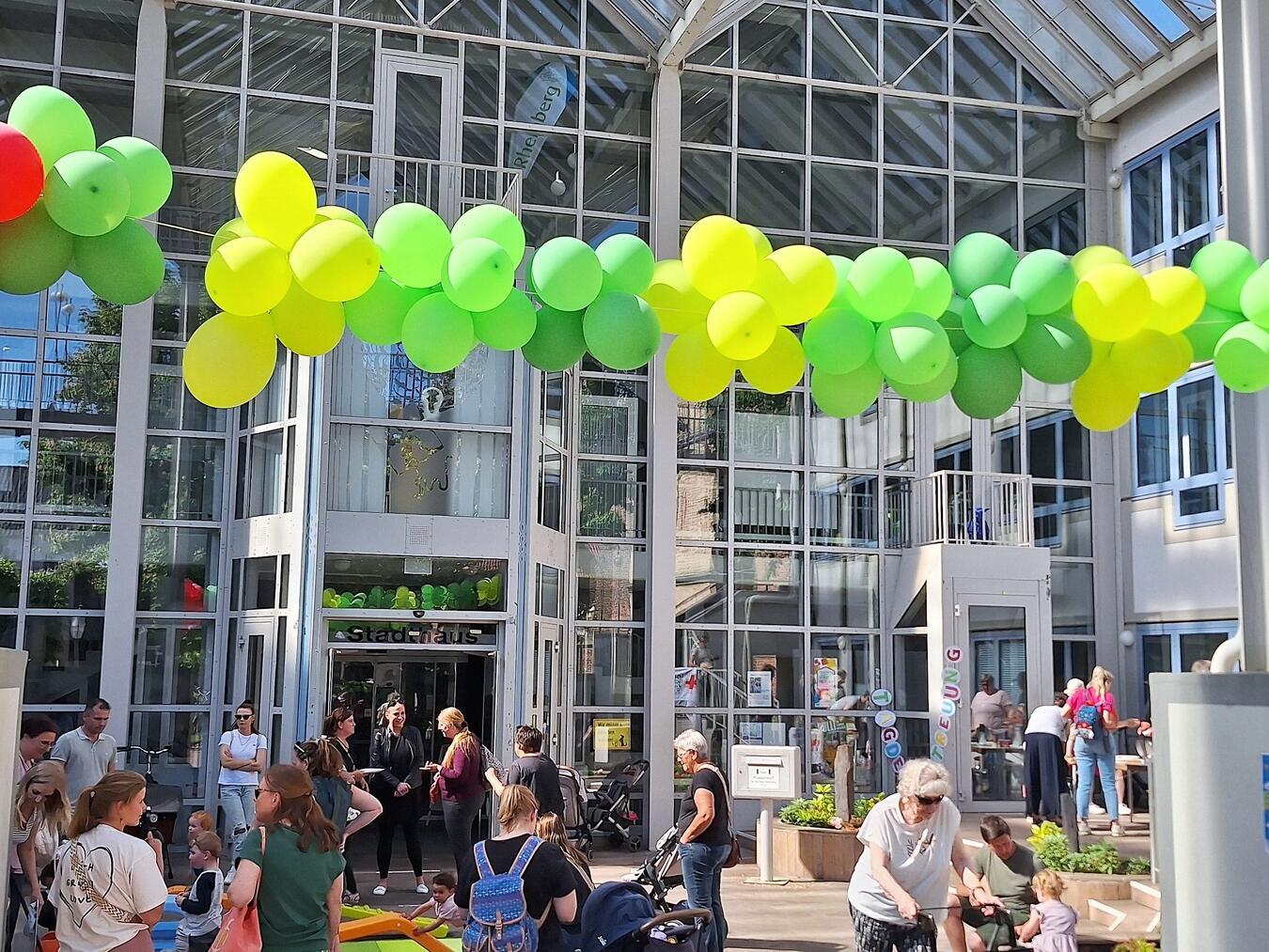 Die Besucher hatten einen tollen Tag am Rathaus in Rheinberg. Foto: Stadt Rheinberg