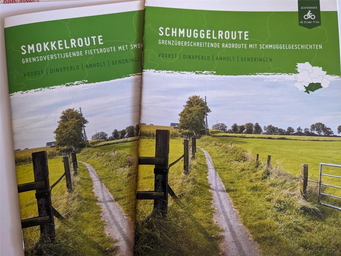 Die Broschüren gibt es kostenlos in den Tourist-Infos der Gemeinden, in Deutsch und Niederländisch. Foto: Heimatverein Anholt