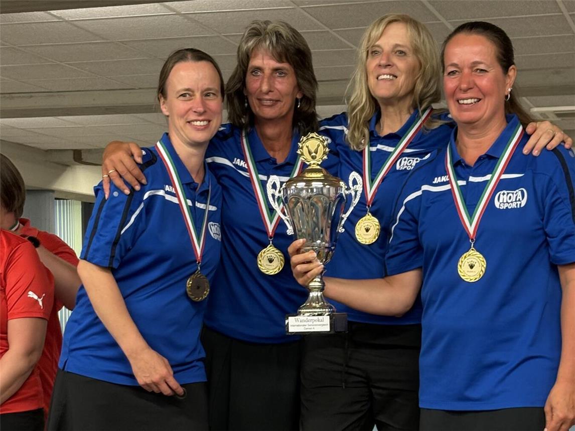 Die Damen A des WKV beim Internationalen Senioren-Vergleich. Foto: privat