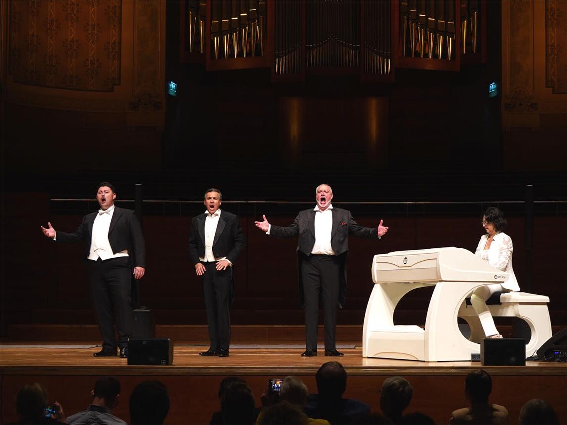 Die drei Tenöre wollen mit ihrem Programm den Jahrhunderttenor Luicano Pavarotti ehren.Foto: Mautner Medien