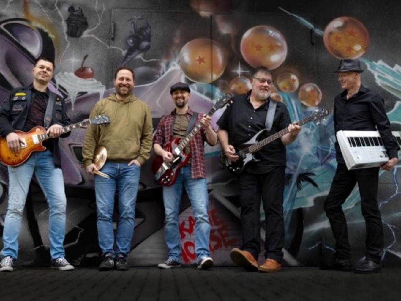 "Beakers Revenge Konzert auf der Düffelwarder Kirmes, 31. Juli, fünfter Auftritt der Band"