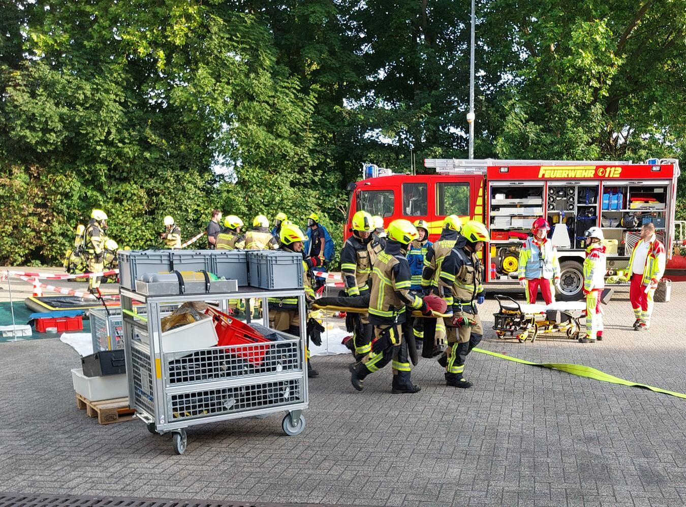 Die Feuerwehr bewies schnelle und effektive Reaktionen. Foto: Bofrost