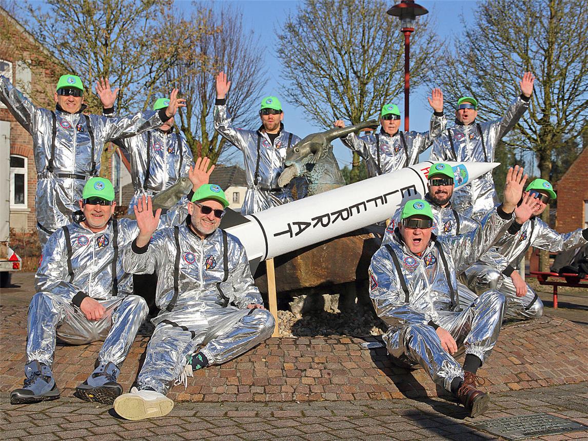 Die Frösche aus dem All freuen sich schon auf ein tolles Winterfest. NN-Foto: Theo Leie