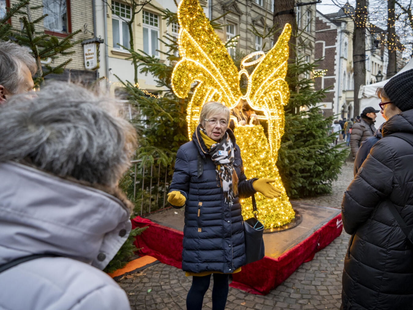 Die Führungen durch die weihnachtliche Wallfahrtsstadt sind immer ein besonderes Erlebnis. Foto: Gerhard Seybert