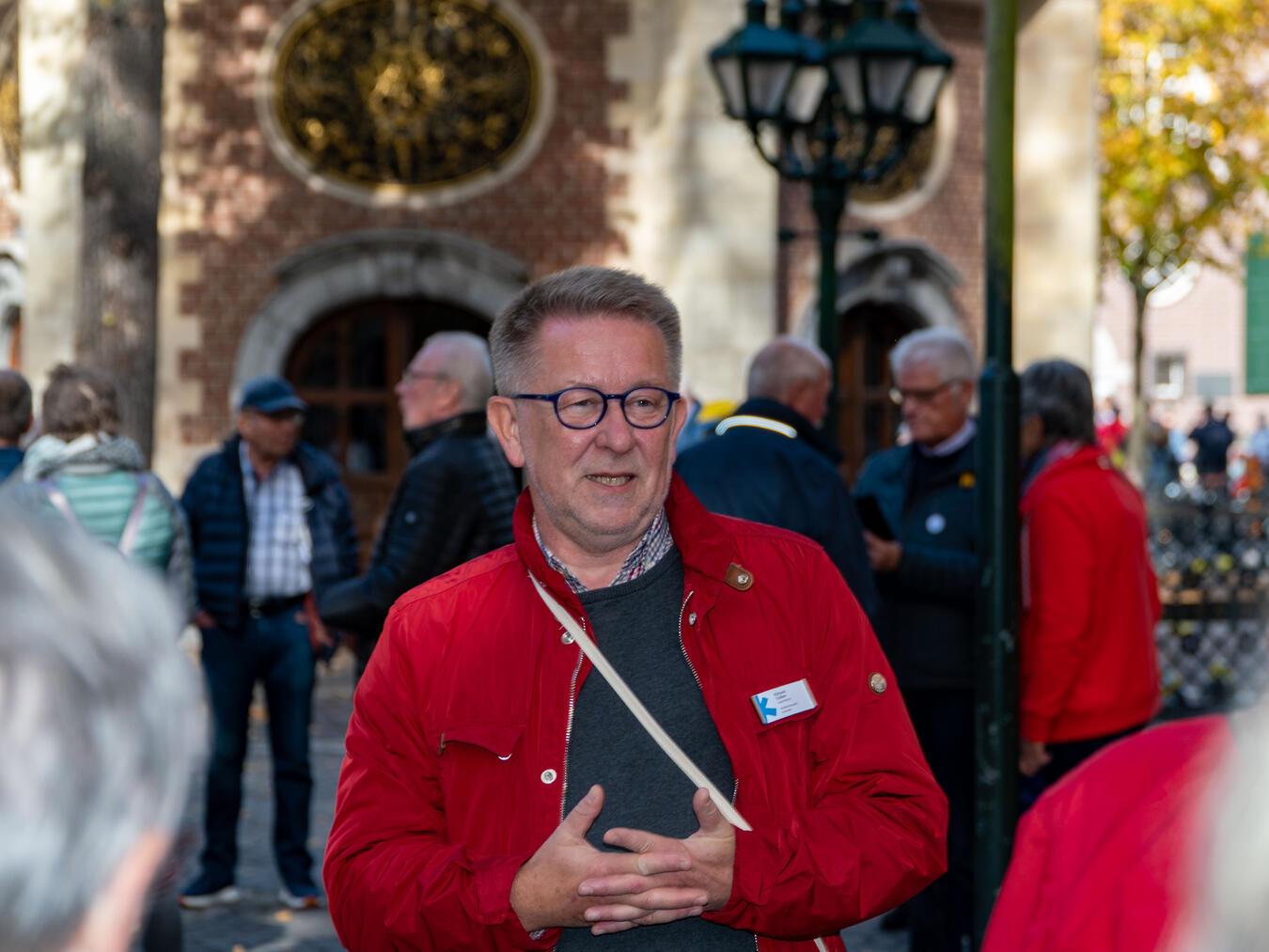 Die Gästeführer schildern die Befreiung Kevelaers vor 80 Jahren. Foto: © Gerhard Seybert