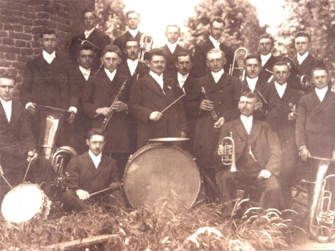 Die Gründungsmitglieder des Musikvereins. Foto: privat