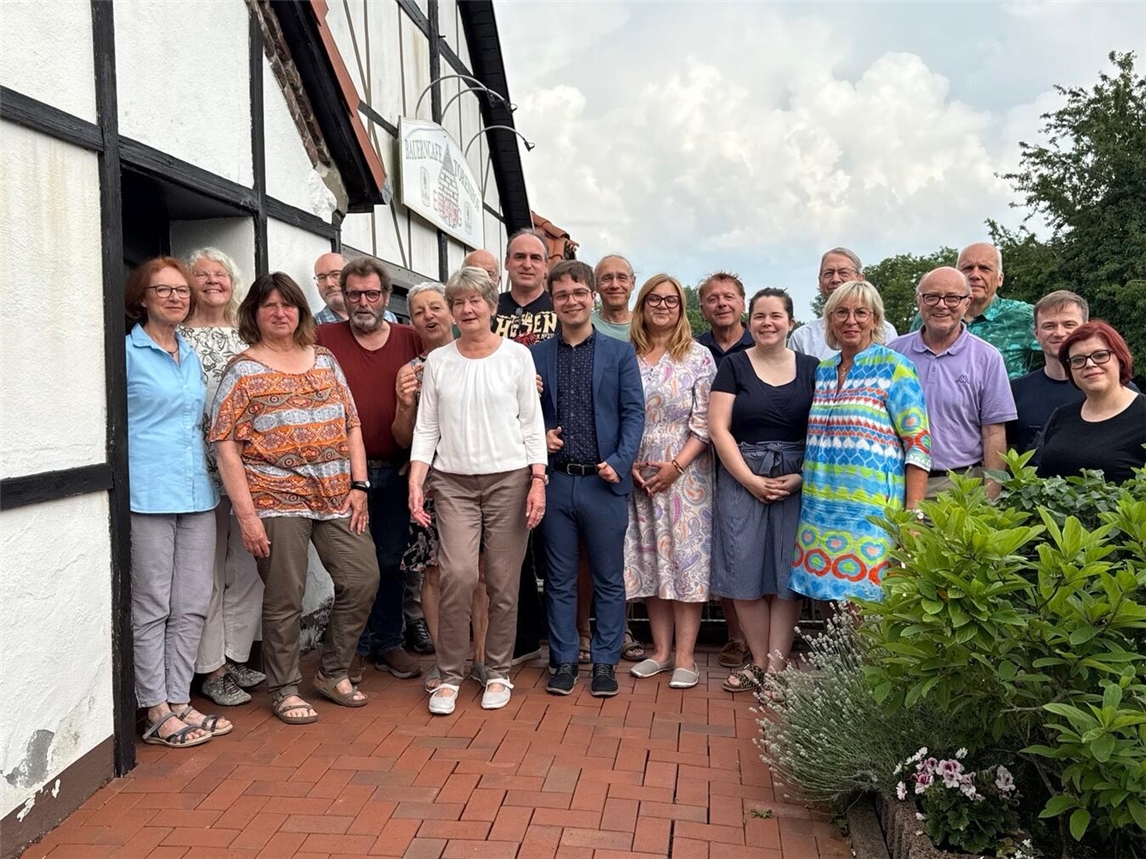 Die Grünen Ortsgruppen-Vorständen aus Xanten, Alpen, Rheinberg, Sonsbeck, Kamp-Lintfort und Voerde haben ihren Landtagskandidaten gewählt. Foto: Grüne