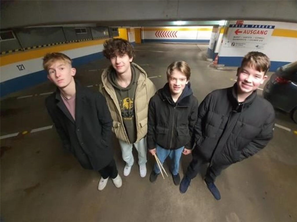 Die Jugendband „Rocoleti“ eröffnet den Partyabend. Foto: privat