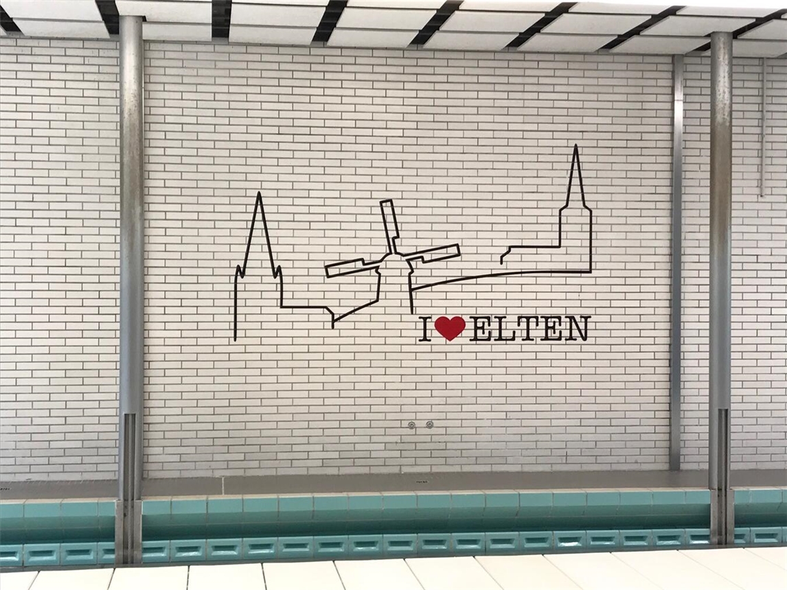 Die Kleinschwimmhalle in Elten wird bald wiedereröffnet, wie die Stadt Emmerich mitteilt. Foto: privat