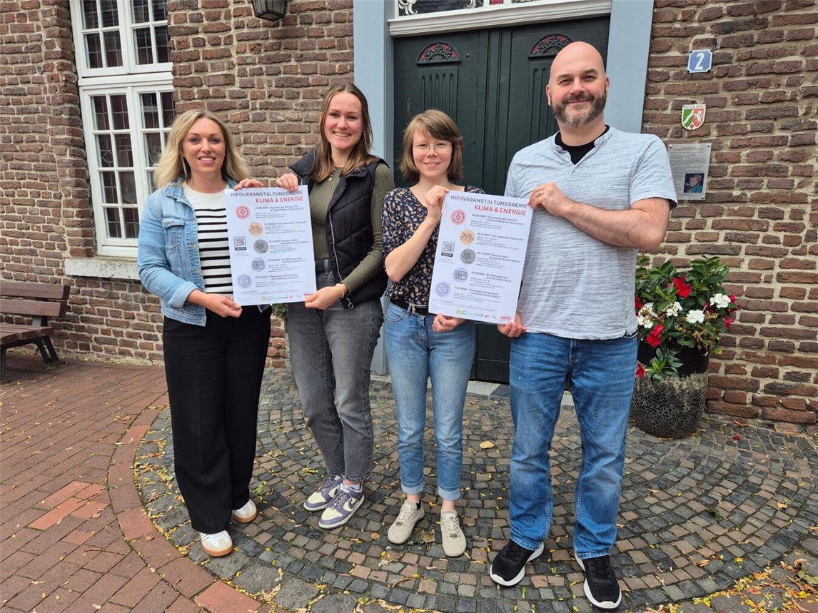 Die Klimaschutzbeauftrage der Südkreiskommunen Kerken, Issum, Wachtendonk und Straelen (v.l.n.r.) laden zum vierten Mal zu Informationsveranstaltungen im Rahmen der Reihe Klima & Energie 4.0. ein.Foto: Gemeinde Kerken 