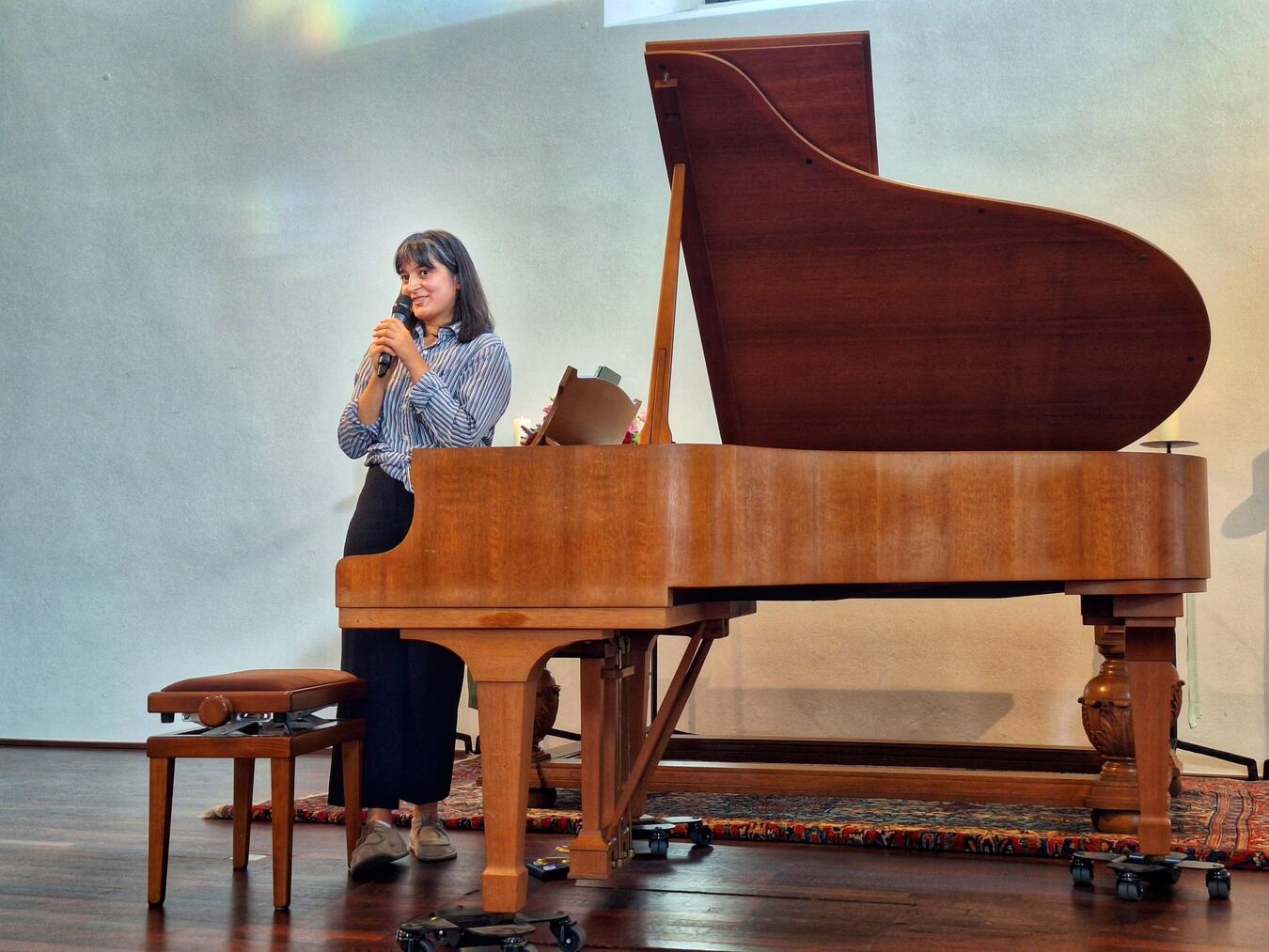 "Konzertpianistin Mariia Kurtynina spielt in Geldern, Juli-Auftritt, Foto von Geertje Wallasch"