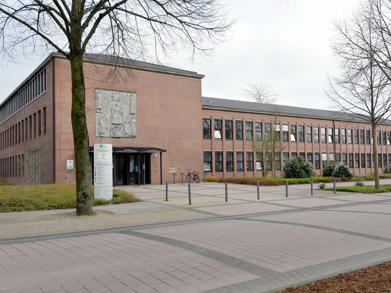 Die Kreisverwaltung in Kleve. Foto: Rüdiger Dehnen