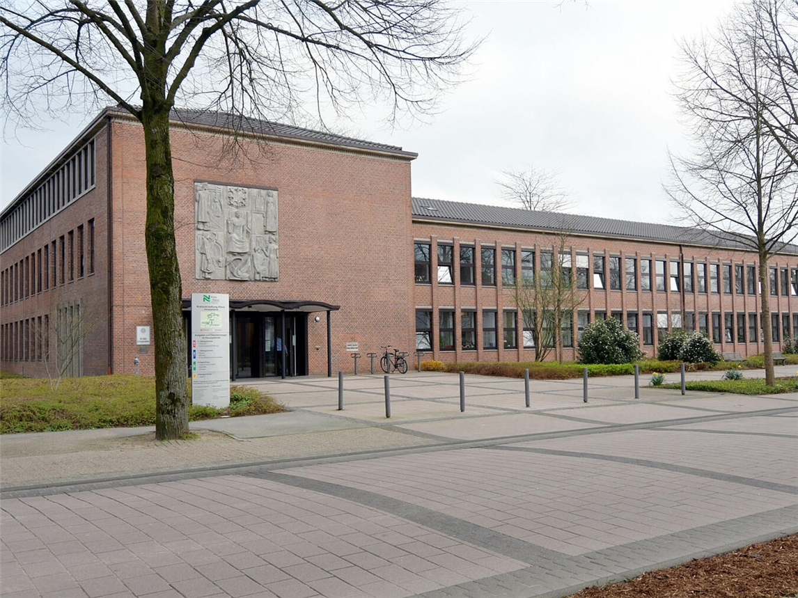Die Kreisverwaltung in Kleve. Foto: Rüdiger Dehnen