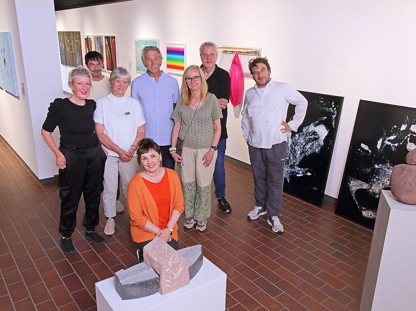 Die Künstler zeigen in ihrer Ausstellung ganz unterschiedliche Arbeiten. NN-Foto: Theo Leie