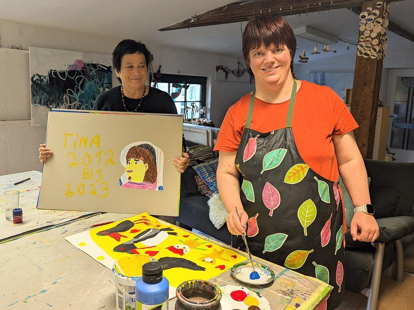 „Malraum“ Geldern feiert Jubiläum mit Tag der offenen Tür Die Künstlerin Nanni Wagner (l.)und ihre Malschülerin Franziska Verhoeven freuen sich auf die Tage der offenen Tür im Atelier „Malraum“. NN.Foto: JK