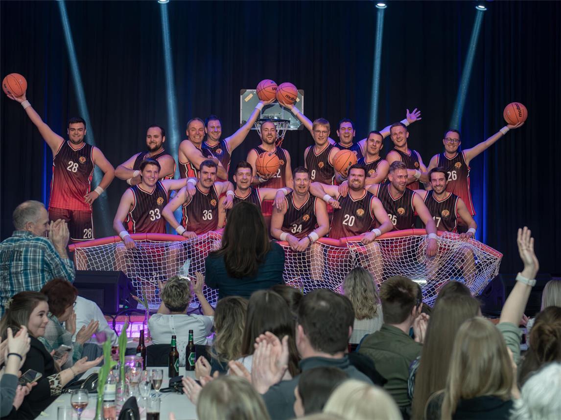 Die Lückenbüßer aus Porselen belegten den 1. Platz. NN-Fotos:Gerhard Seybert