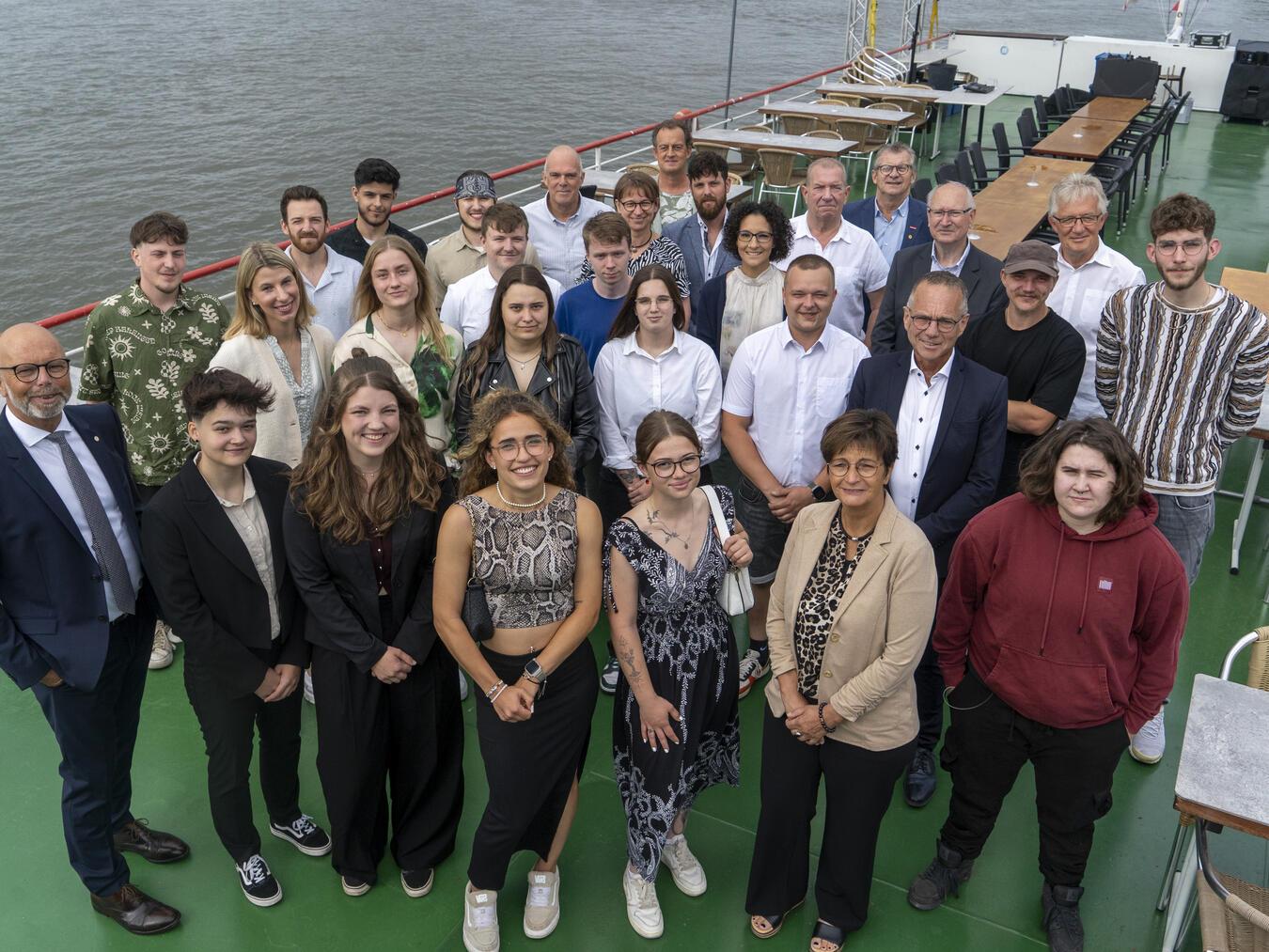 Die Maler und Lackierer-Innung Kreis Kleve feierte auf dem Fahrgastschiff „Germania“ in Rees. NN-Foto: Gerhard Seybert